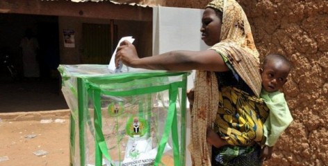 Woman in Lagos voting at Nigeria 2015 elections
